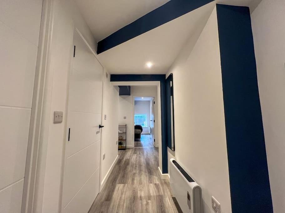 Orange Rentals-High Spec, Midnight Suite, Sleeps 4-Pets Welcome! Ливърпул Екстериор снимка