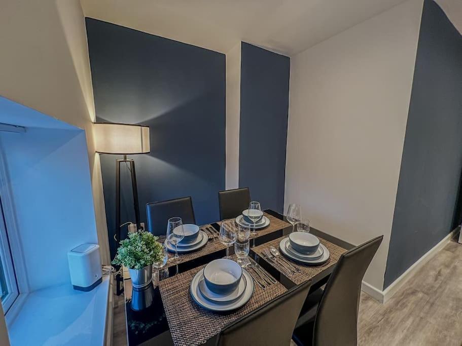 Orange Rentals-High Spec, Midnight Suite, Sleeps 4-Pets Welcome! Ливърпул Екстериор снимка